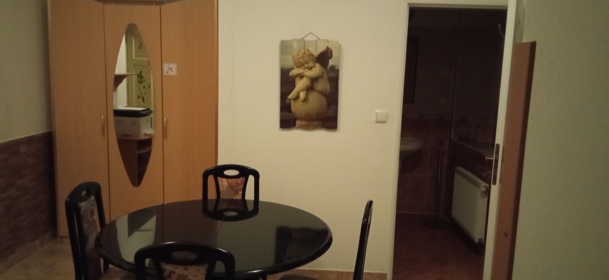 Jídelní a obývací část · Pokoj č. 8